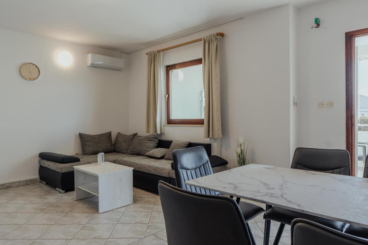 Apartmani Jaman Vrsi Chambre photo