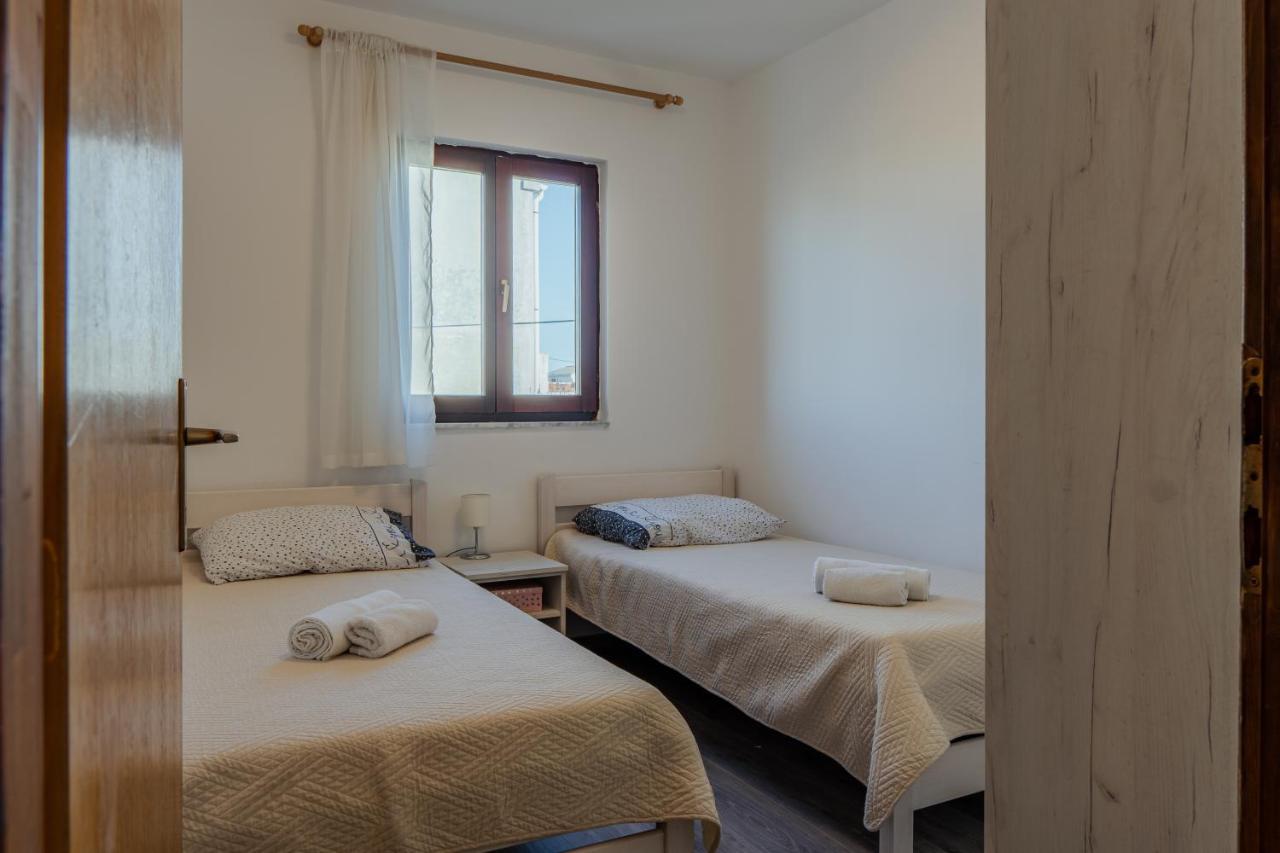 Apartmani Jaman Vrsi Chambre photo