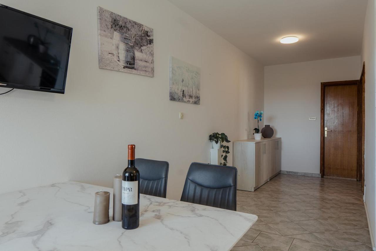 Apartmani Jaman Vrsi Chambre photo